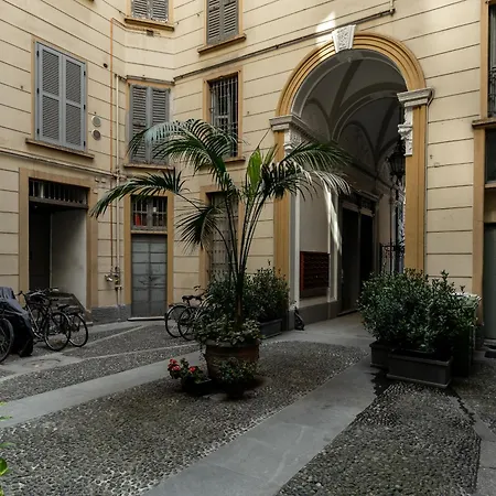 Tadino 1 * Milán