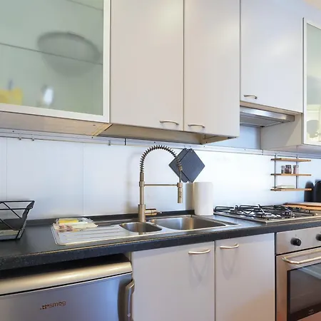 Cozy One Bedroom Close To Porta Venezia * Milan