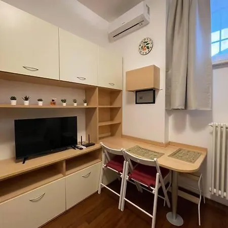 Trebbia Tavrvs Real Estate Apartment Milan