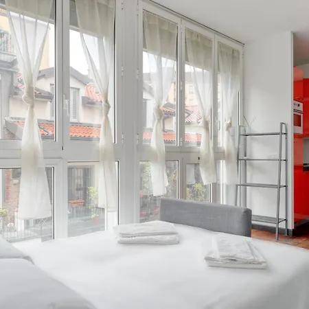 Apartment Gleaming I Via Della Boscaiola Milan