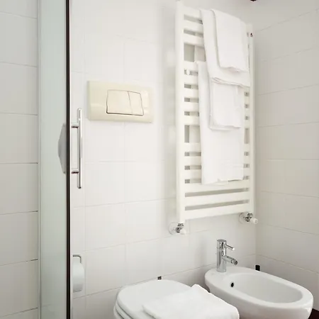 Gleaming I Via Della Boscaiola Apartment Milan