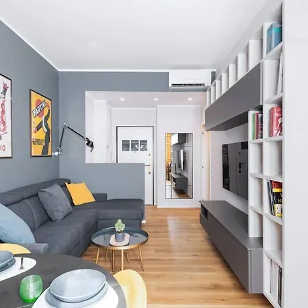 Easylife - Beautiful Flat With Balcony Pta Venezia Apartment Milan