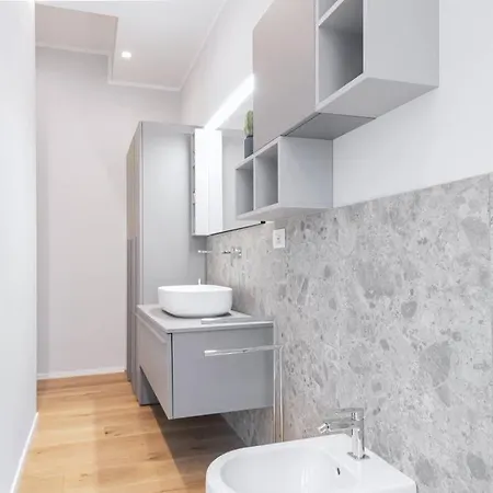 Apartment Easylife - Beautiful Flat With Balcony Pta Venezia Milan