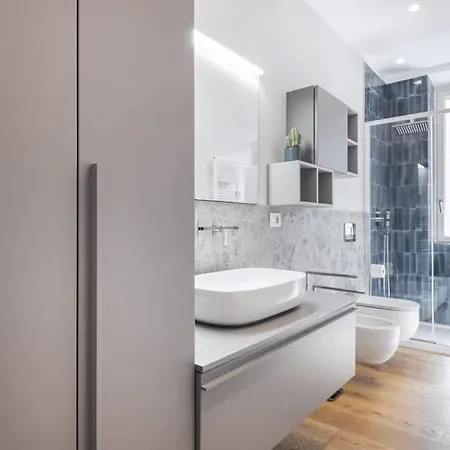 Apartment Easylife - Beautiful Flat With Balcony Pta Venezia Milan
