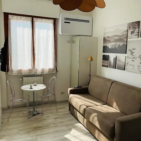 New In Downtown ميلان