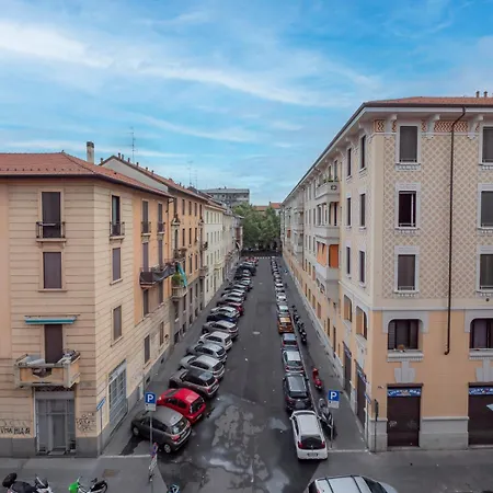 Daire 4 Pax - Via Brioschi, 94 *