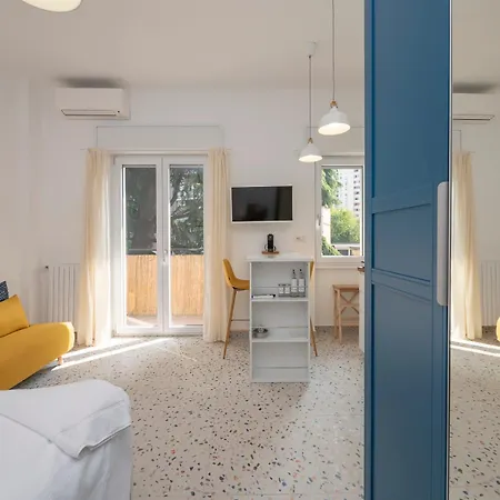 2 Pax Wi-fi- Via D'agrate, 19 C Milan