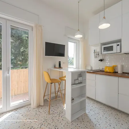 2 Pax Wi-fi- Via D'agrate, 19 C Apartment