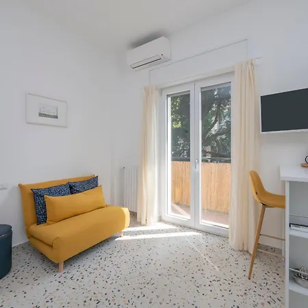 2 Pax Wi-fi- Via D'agrate, 19 C Apartment
