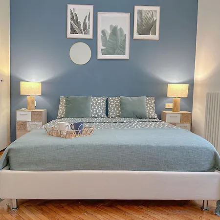 De Amicis 29 - Duomo - Sant'ambrogio Apartment *