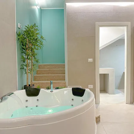 Banfi Luxury - Sauna & Jacuzzi