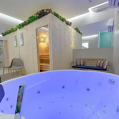 アパート Banfi Luxury - Sauna Jacuzzi Privati