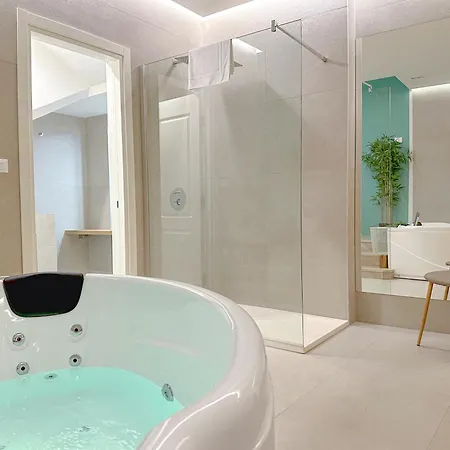 Banfi Luxury - Sauna Jacuzzi Privati Apartament Mediolan