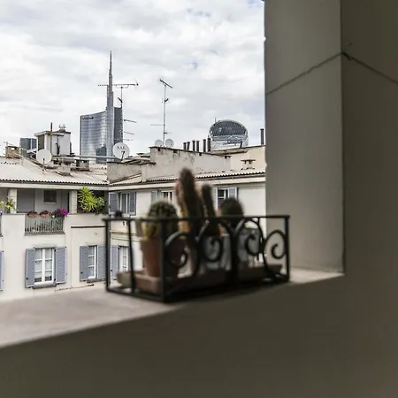 Castelfidardo 8 Mediolan