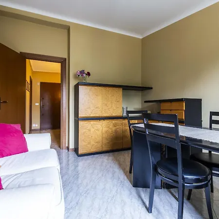 Castelfidardo 8 *