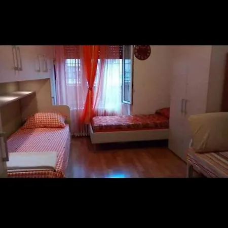 Casa Revello Hostel *