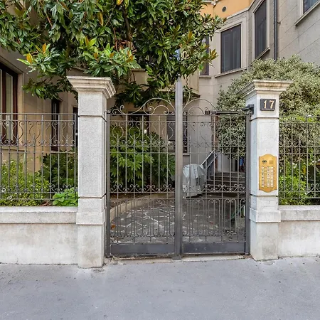 Porta Venezia Design Apartment *
