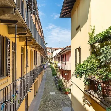 Navigli - Centro Vintage Apt - Movida&free Wifi Apartment