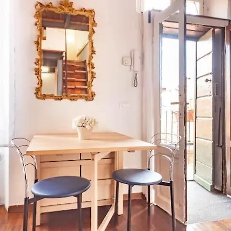 Apartment Navigli - Centro Vintage Apt - Movida&free Wifi *