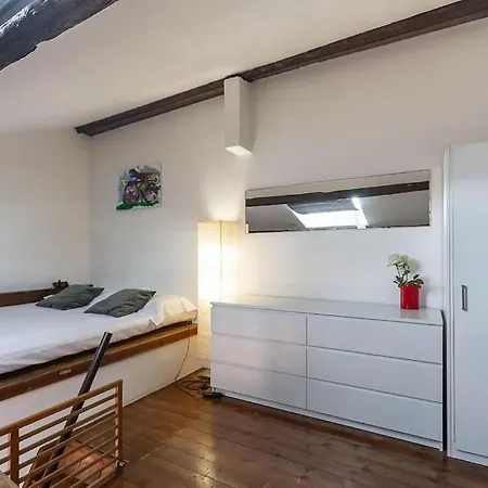 Navigli - Centro Vintage Apt - Movida&free Wifi *