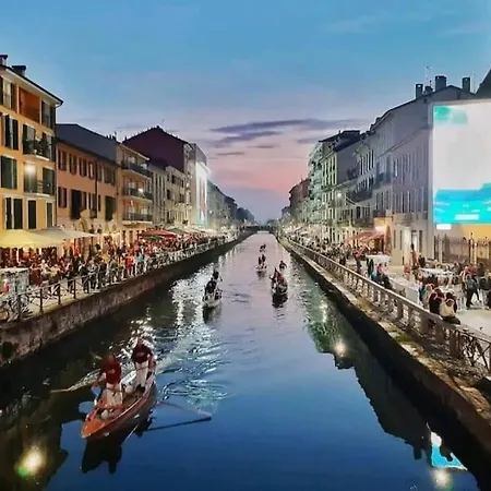 Navigli - Centro Vintage Apt - Movida&free Wifi *
