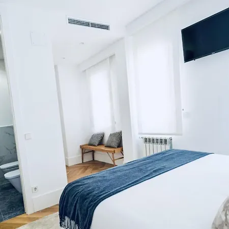 Confortevole Апартаменты Милан