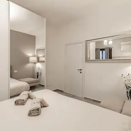 Apartment Navigli Milan