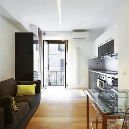 Apartment Casati Premium Repubblica- Porta Venezia Milan