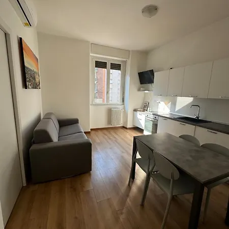 5min Da Stazione * מילאנו