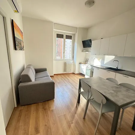 5min Da Stazione * מילאנו