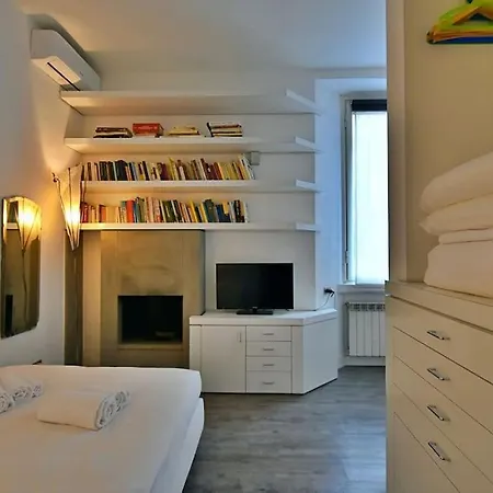Apartment The Navgl, Downtown Milano! *