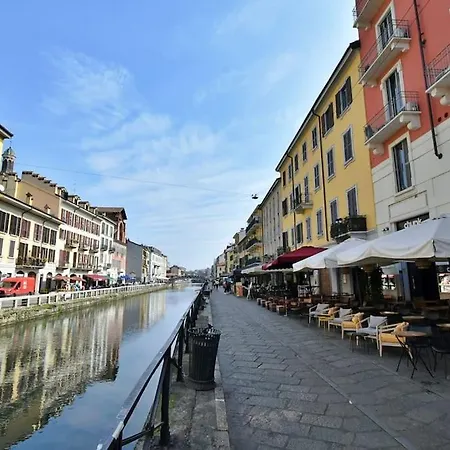Apartment The Navgl, Downtown Milano!