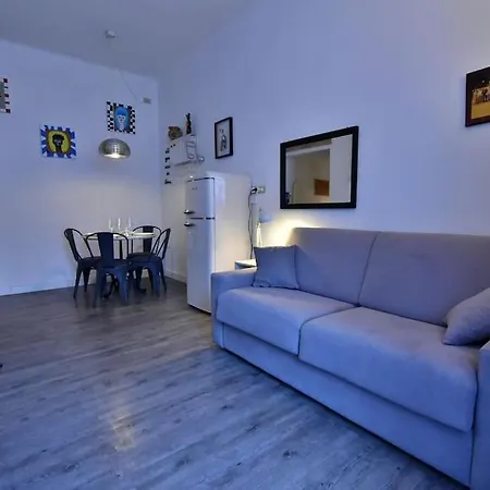 Apartment The Navgl, Downtown Milano! Milan
