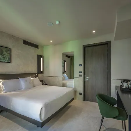 ホテル Palazzo Viridis 4*