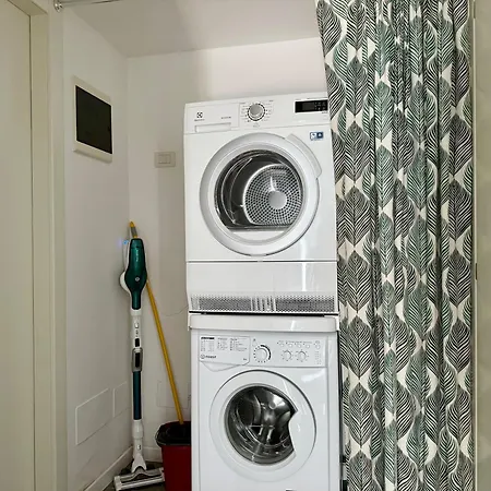 Oasis In The City- Private Garden Milaan