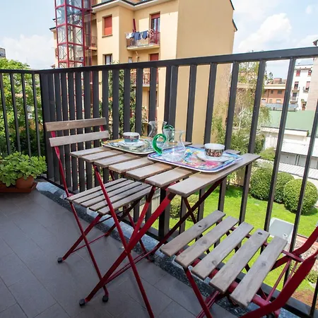 10 Minutes Duomo-elegant Apartment