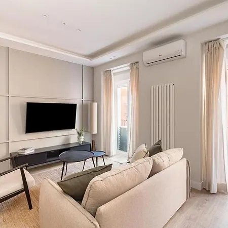 Before Requesting - Read Info On Photo Apartment