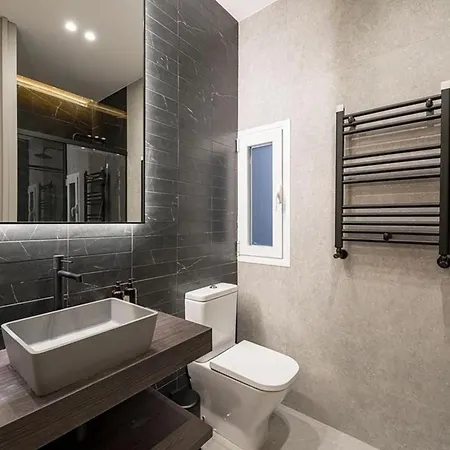 Before Requesting - Read Info On Photo Apartment *