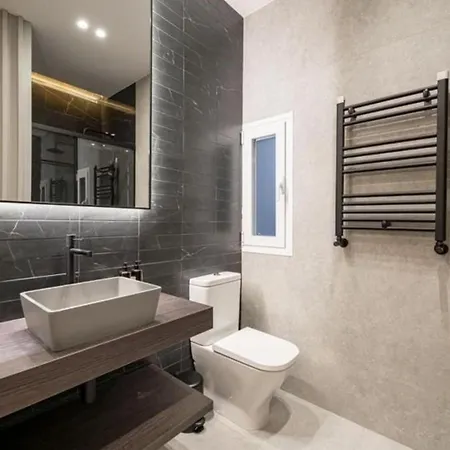 Before Requesting - Read Info On Photo Apartment *
