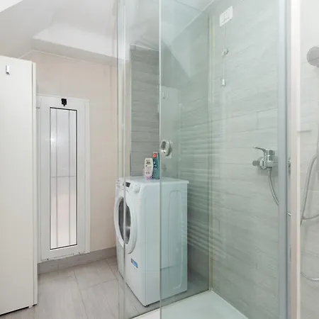 Prada Loft - Posto Auto Privato Apartamento Milão