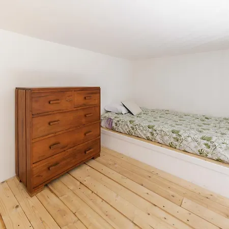 Daire Cozy 2 Bedrooms, 10 Min For Centre, 3 From Linate