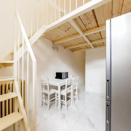 Cozy 2 Bedrooms, 10 Min For Centre, 3 From Linate *