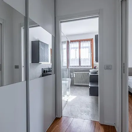 Fa44 - Lux Apt With Big Balcony & Modern Design - Apartment *