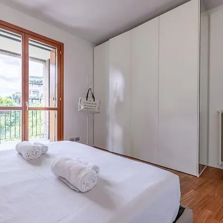 Fa44 - Lux Apt With Big Balcony & Modern Design -