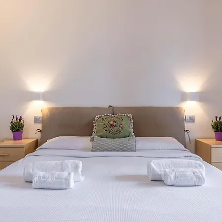 Fa44 - Lux Apt With Big Balcony & Modern Design - *