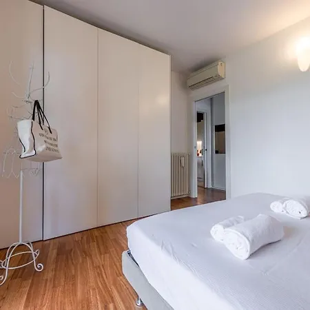 Fa44 - Lux Apt With Big Balcony & Modern Design - * Milan