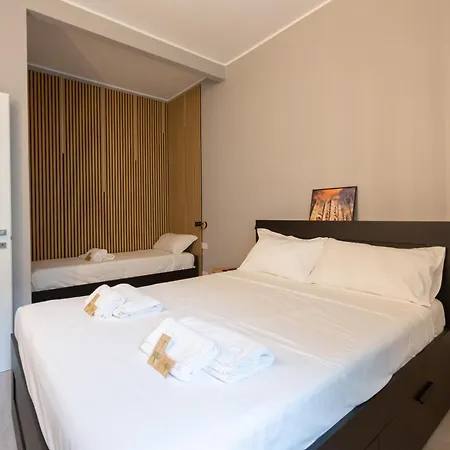 Marche Charming Flat Apartment Milan