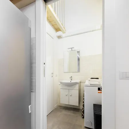 Cozy 2 Bedrooms, 10 Min For Centre, 3 From Linate *