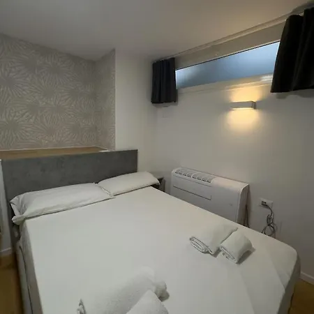 Appartamento Brunacci Suite, 5 Min To Navigli Milano