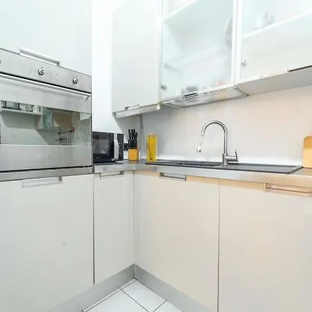 Quiet And Cozy Retreat Appartamento Milano